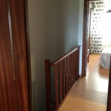 En El Alto De La Hayuela-udias بيت للعطل