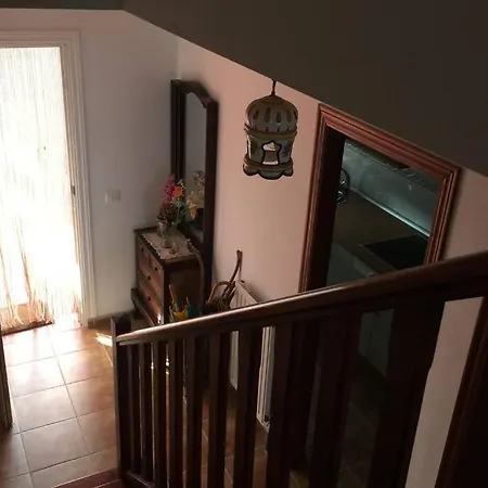 En El Alto De La Hayuela-udias Hébergement de vacances La Hayuela