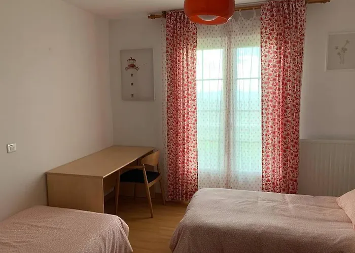 En El Alto De La Hayuela-udias * La Hayuela